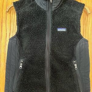 Womens retro Patagonia vest